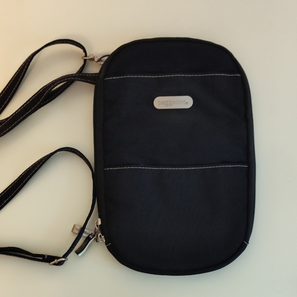 Baggallini Black Crossbody Bag